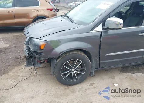 2016 Chrysler Town & Country Touring from USA, damaged, VIN 2C4RC1BG9GR298725